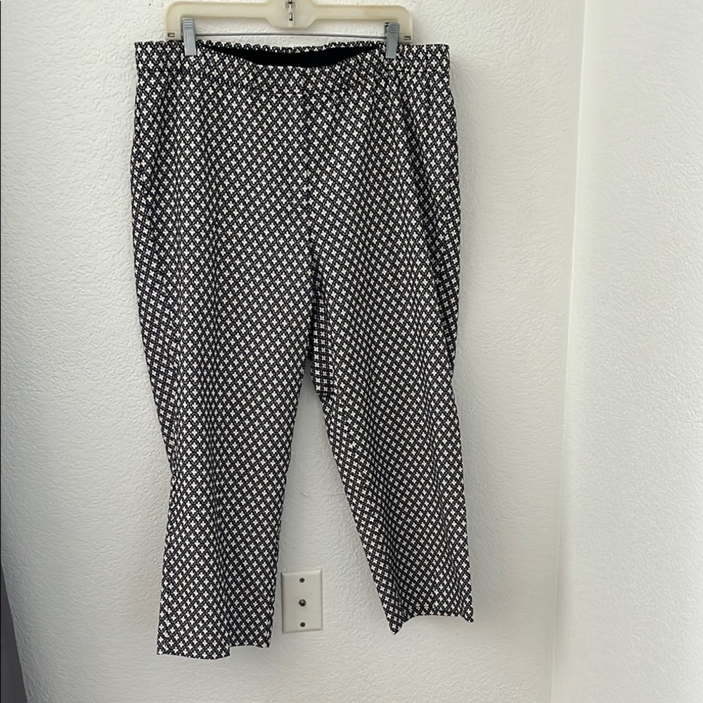 j. jill Black Daisy Geometric print pants NWT 18W